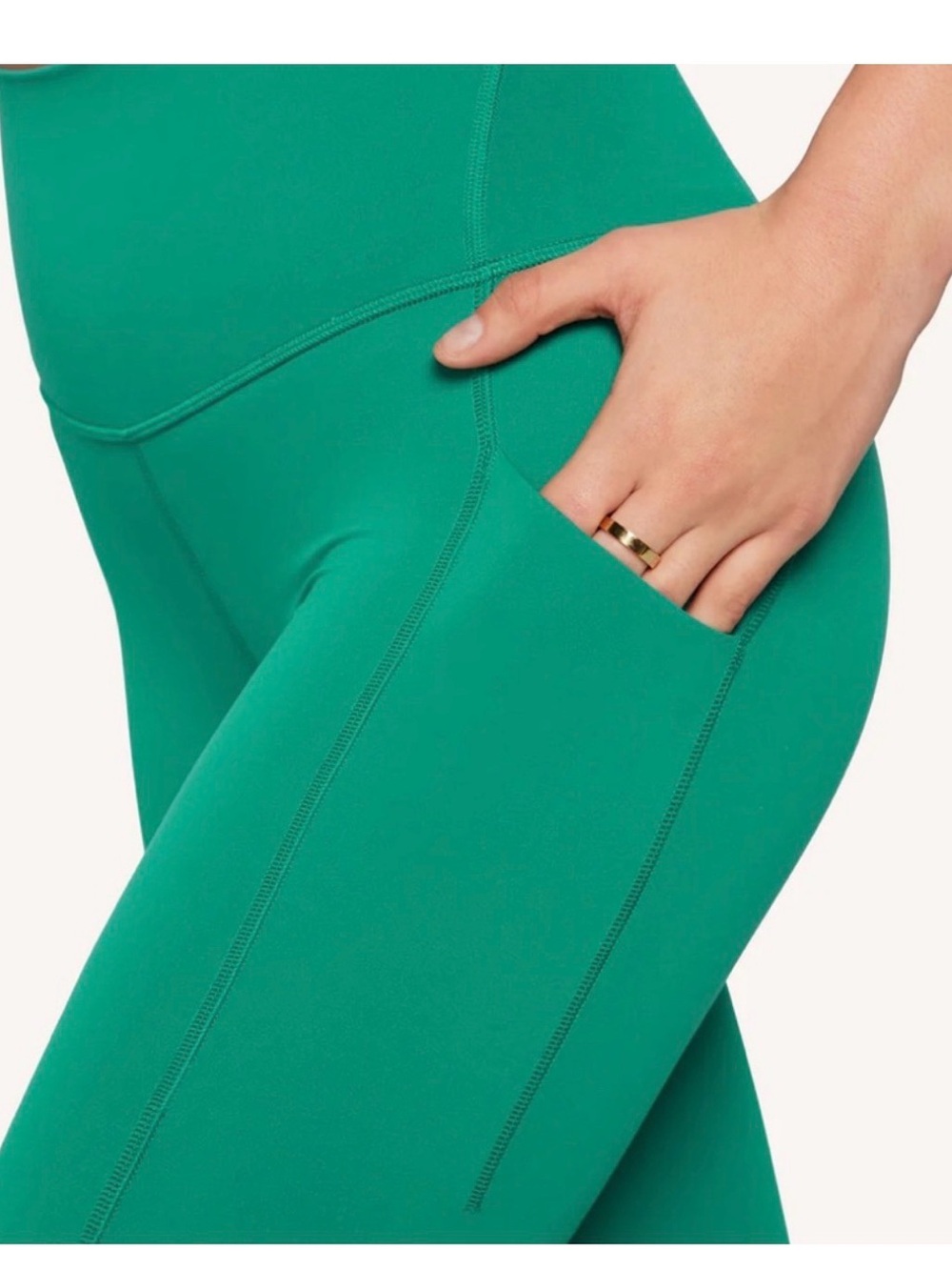 lululemon Align Pant 25” Pockets Green Women's Leggings. Size 8 or Medium